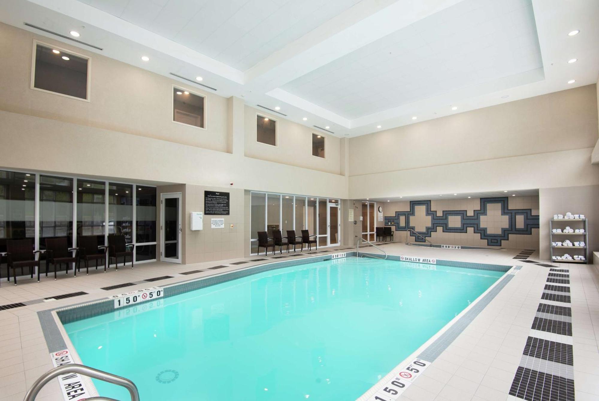 Hampton Inn & Suites By Hilton Barrie Eksteriør bilde